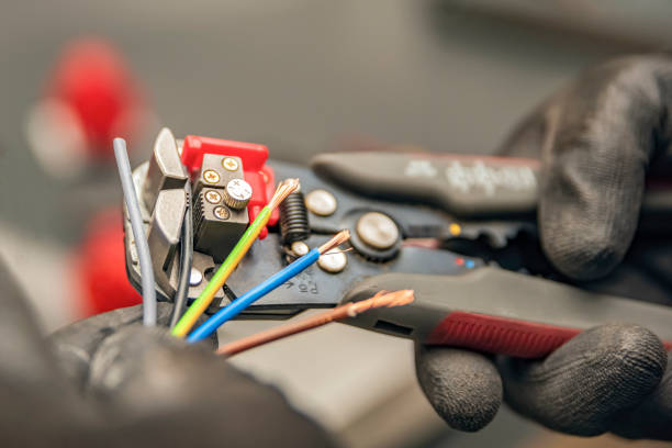 Best 24-Hour Electrician  in East Alton, IL
