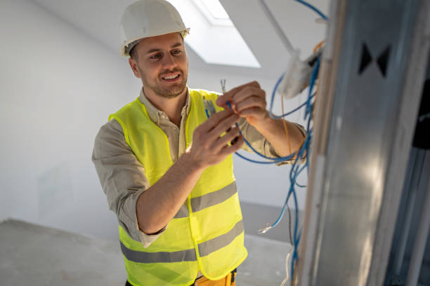 Best Affordable Emergency Electrician  in East Alton, IL